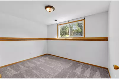 30012  Meadow Dr, Burlington, WI 53105 - Photo 14