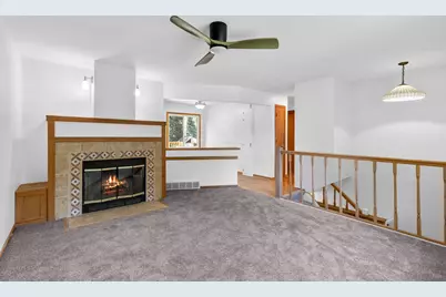 30012  Meadow Dr, Burlington, WI 53105 - Photo 2