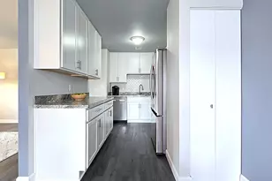 6322 S 20th St, Milwaukee, WI 53221 - Photo 8