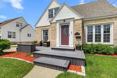 132 E Douglas St, Port Washington, WI 53074 - Photo 6