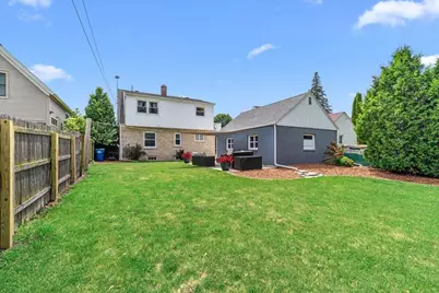 132 E Douglas St, Port Washington, WI 53074 - Photo 44