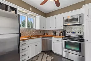 132 E Douglas St, Port Washington, WI 53074 - Photo 16