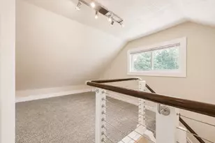 2000 S 72nd St, West Allis, WI 53219 - Photo 18