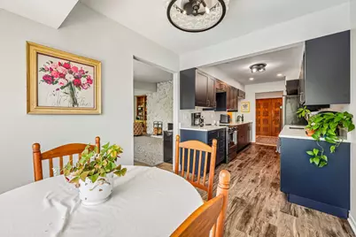 N85W15700  Ridge Rd #307, Menomonee Falls, WI 53051 - Photo 12