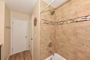 12765 Winthrop Ct, Brookfield, WI 53005 - Photo 18