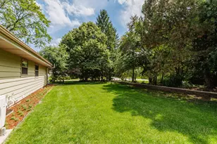 13960 James St, Brookfield, WI 53005 - Photo 38