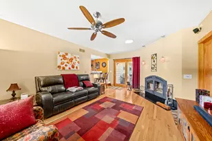 13960 James St, Brookfield, WI 53005 - Photo 18