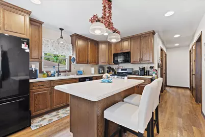 3915  55th St, Kenosha, WI 53144 - Photo 6