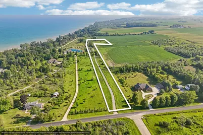 295 S Cedar Beach Rd, Belgium, WI 53004 - Photo 6