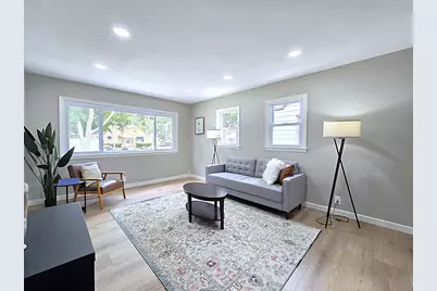 6169 W Spencer Pl, Milwaukee, WI 53218 - Photo 10