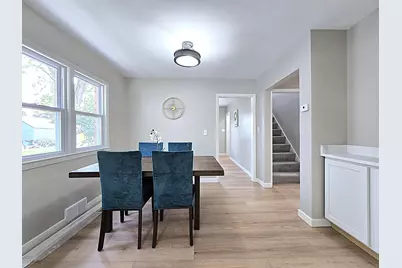 6169 W Spencer Pl, Milwaukee, WI 53218 - Photo 6