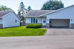 914 Northern Sands Pl, Onalaska, WI 54650 - Photo 2