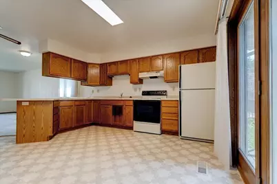 914  Northern Sands Pl, Onalaska, WI 54650 - Photo 12