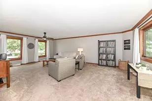 4105 W McGinnis Dr, Franklin, WI 53132 - Photo 6