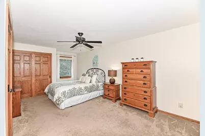 4105 W McGinnis Dr, Franklin, WI 53132 - Photo 18
