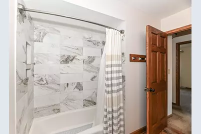 4105 W McGinnis Dr, Franklin, WI 53132 - Photo 20
