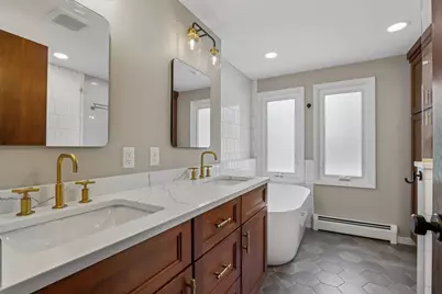 5806  Glen Flora Dr, Greendale, WI 53129 - Photo 22