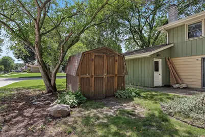 5806  Glen Flora Dr, Greendale, WI 53129 - Photo 42