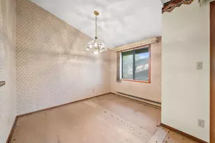 306 Sheffield Rd, Waukesha, WI 53186 - Photo 8