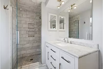 8807  Greenhill Ln, Greendale, WI 53129 - Photo 22