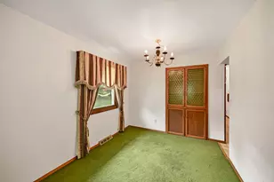 3319 W Woodward Dr, Franklin, WI 53132 - Photo 6