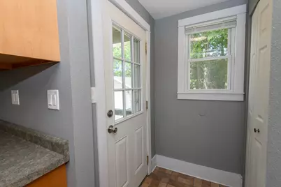 740 W College Ave, Waukesha, WI 53186 - Photo 18