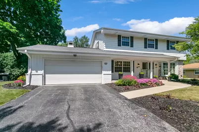 2745 N 117th Pl, Wauwatosa, WI 53222 - Photo 44