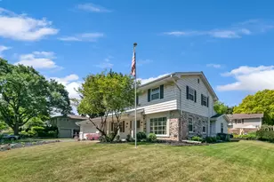 2745 N 117th Pl, Wauwatosa, WI 53222 - Photo 44