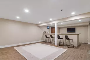 2745 N 117th Pl, Wauwatosa, WI 53222 - Photo 30