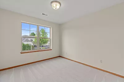 1765  New Port Vista Dr, Port Washington, WI 53024 - Photo 8