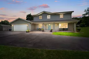 S94W23075 Meadow View Ln, Vernon, WI 53103 - Photo 4