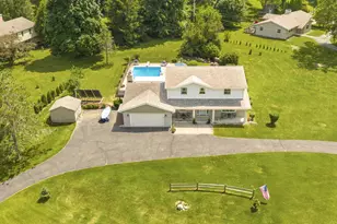 S94W23075 Meadow View Ln, Vernon, WI 53103 - Photo 2