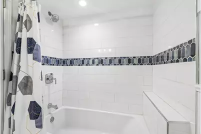 131  Riverside Dr, Racine, WI 53185 - Photo 18