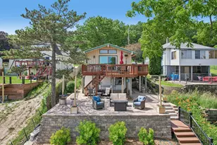 131 Riverside Dr, Racine, WI 53185 - Photo 40