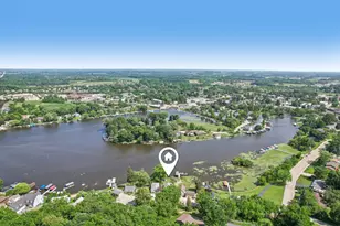 131 Riverside Dr, Racine, WI 53185 - Photo 52