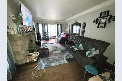 5528 W Auer Ave, Milwaukee, WI 53216 - Photo 2