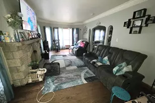 5528 W Auer Ave, Milwaukee, WI 53216 - Photo 2