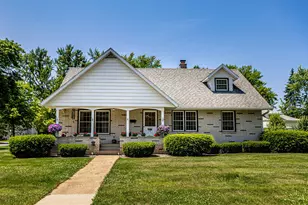 318 E Franklin St, Sparta, WI 54656 - Photo 2