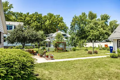 318 E Franklin St, Sparta, WI 54656 - Photo 6