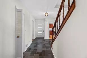 10329 N Savannah Ct, Mequon, WI 53092 - Photo 2