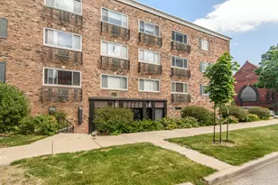 2222 E Belleview Pl, Milwaukee, WI 53211 - Photo 20
