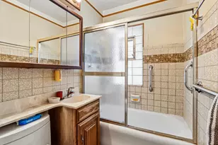 3325 N Weil St, Milwaukee, WI 53212 - Photo 14