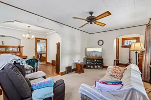 3325 N Weil St, Milwaukee, WI 53212 - Photo 6