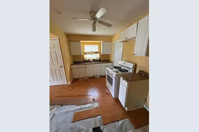 5725 N 60th St, Milwaukee, WI 53218 - Photo 6