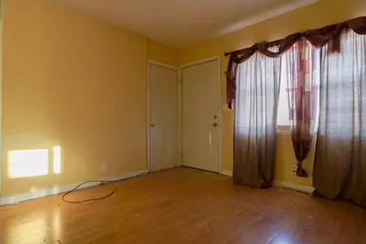 5725 N 60th St, Milwaukee, WI 53218 - Photo 2