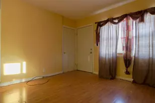 5725 N 60th St, Milwaukee, WI 53218 - Photo 2