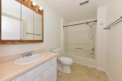 4835  Easy St #7, Delafield, WI 53209 - Photo 24