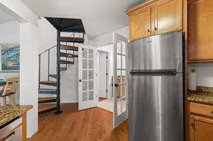 504 Rolling Green Dr, Fontana, WI 53125 - Photo 8