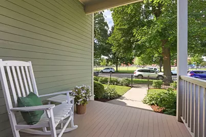 920  Geneva St, Lake Geneva, WI 53147 - Photo 4