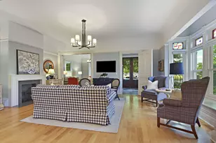 920 Geneva St, Lake Geneva, WI 53147 - Photo 6